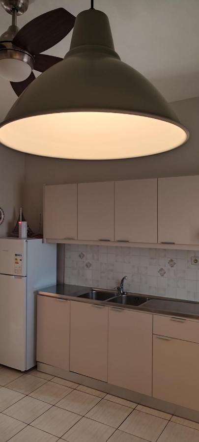 Niki Apartments Makrýgialos Eksteriør billede