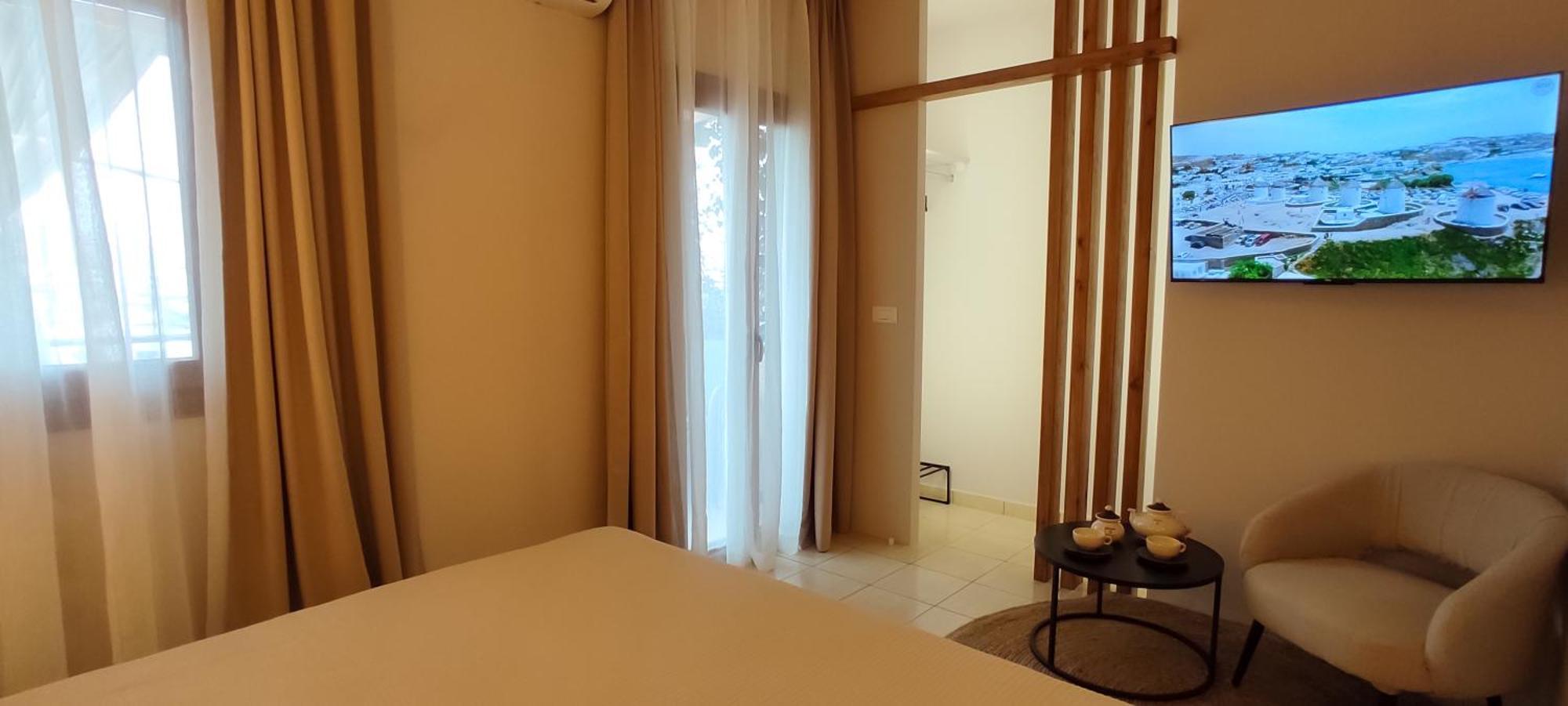 Niki Apartments Makrýgialos Eksteriør billede